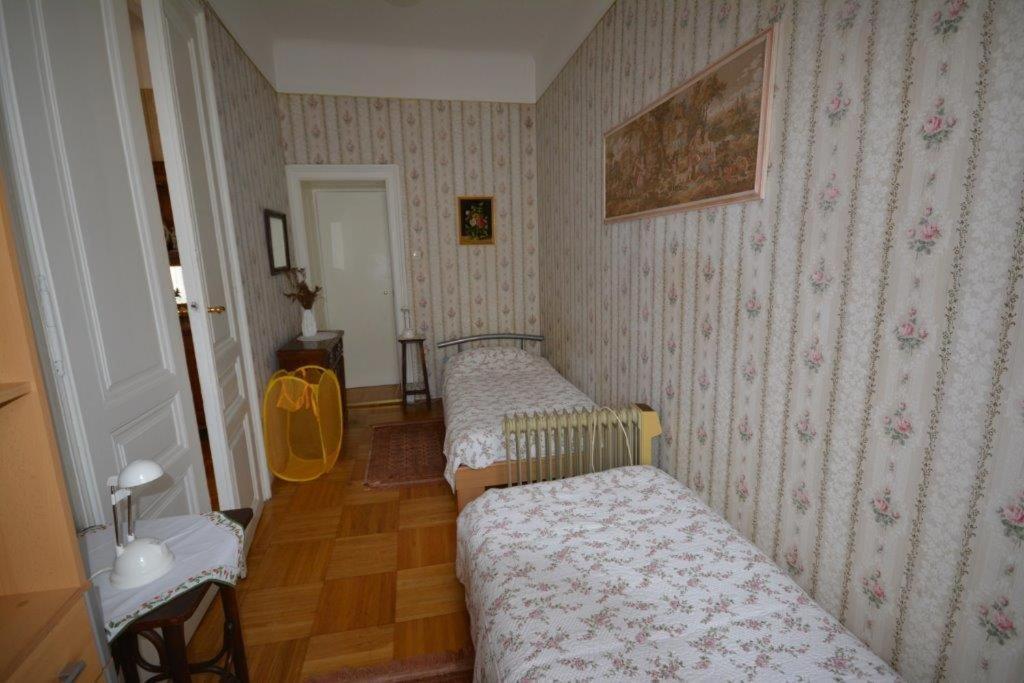 Vienna Holiday Apartments Екстериор снимка