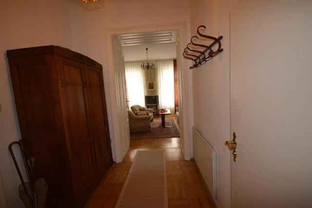 Vienna Holiday Apartments Екстериор снимка