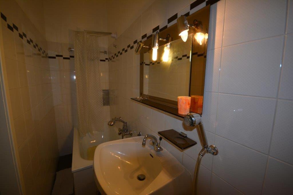 Vienna Holiday Apartments Екстериор снимка