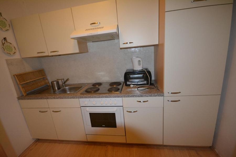 Vienna Holiday Apartments Екстериор снимка